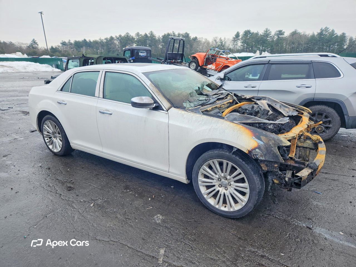 Chrysler 300 2011