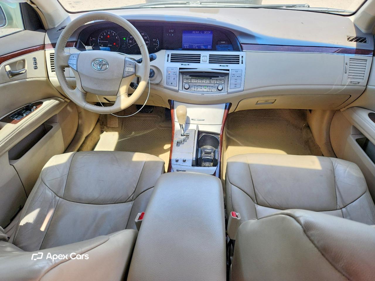 Toyota Avalon 2010