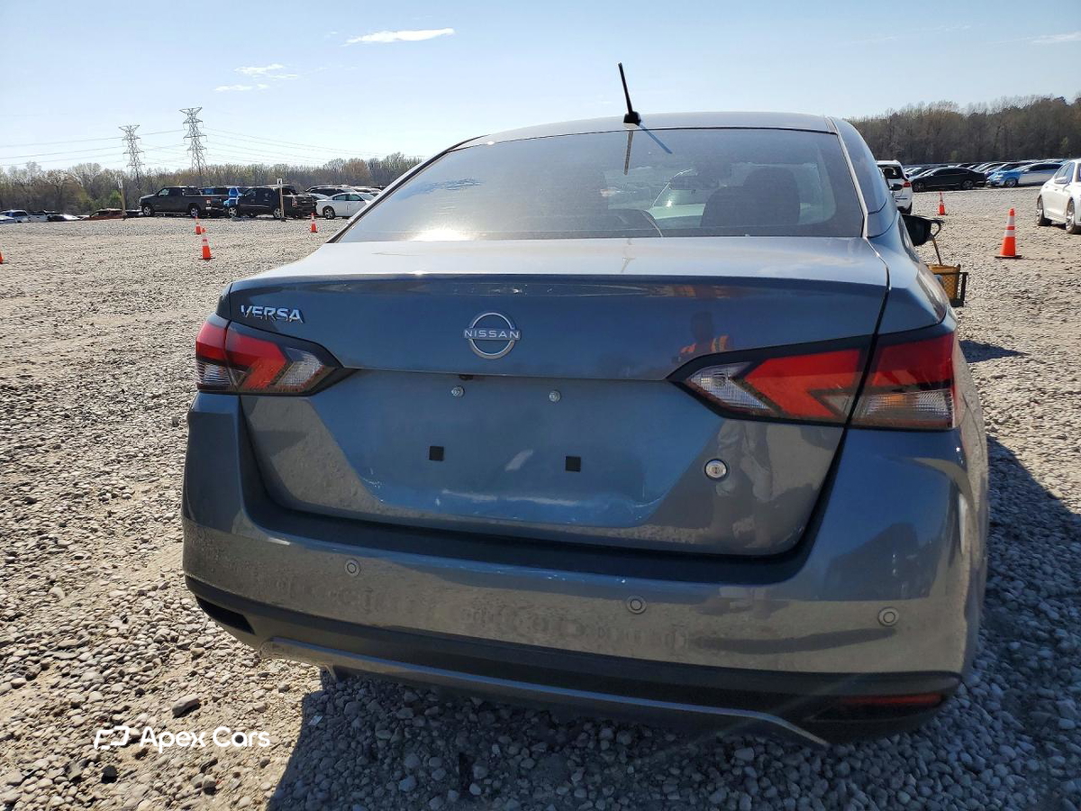 Nissan Versa 2025