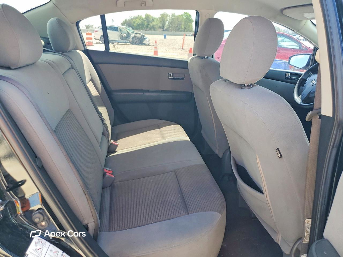 Nissan Sentra 2011