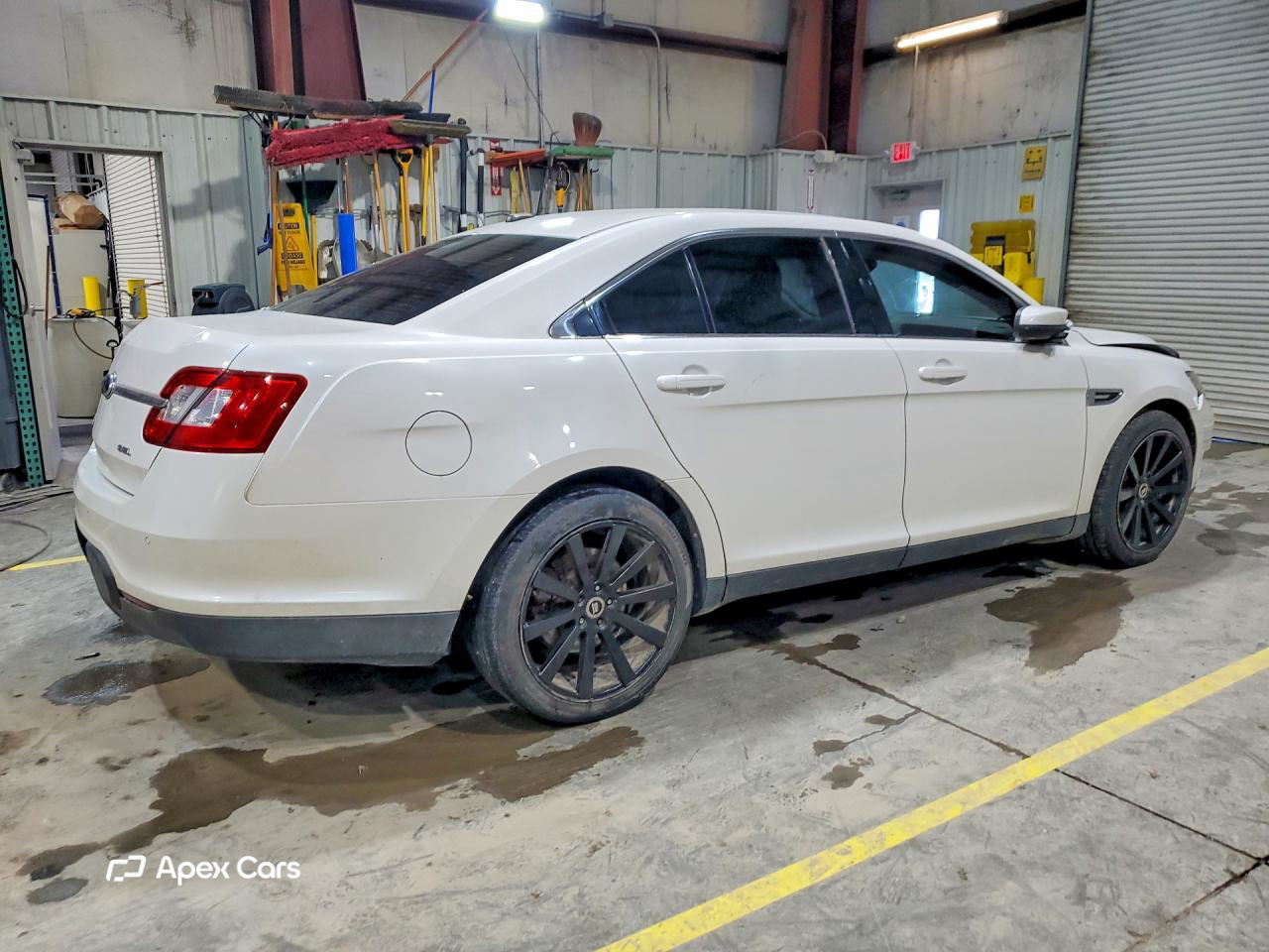 Ford Taurus 2010