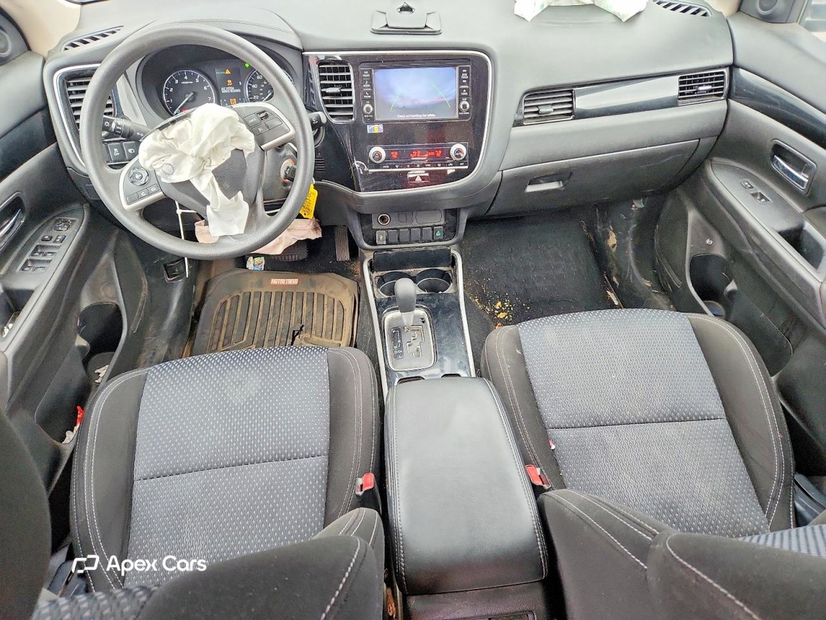 Mitsubishi Outlander 2020