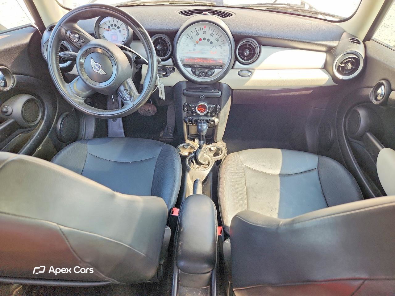 MINI Cooper 2013