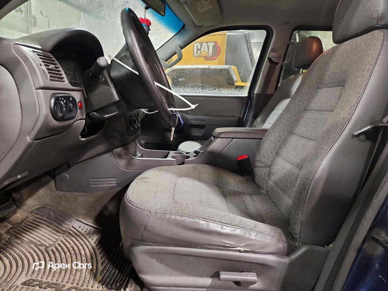 Ford Explorer 2004