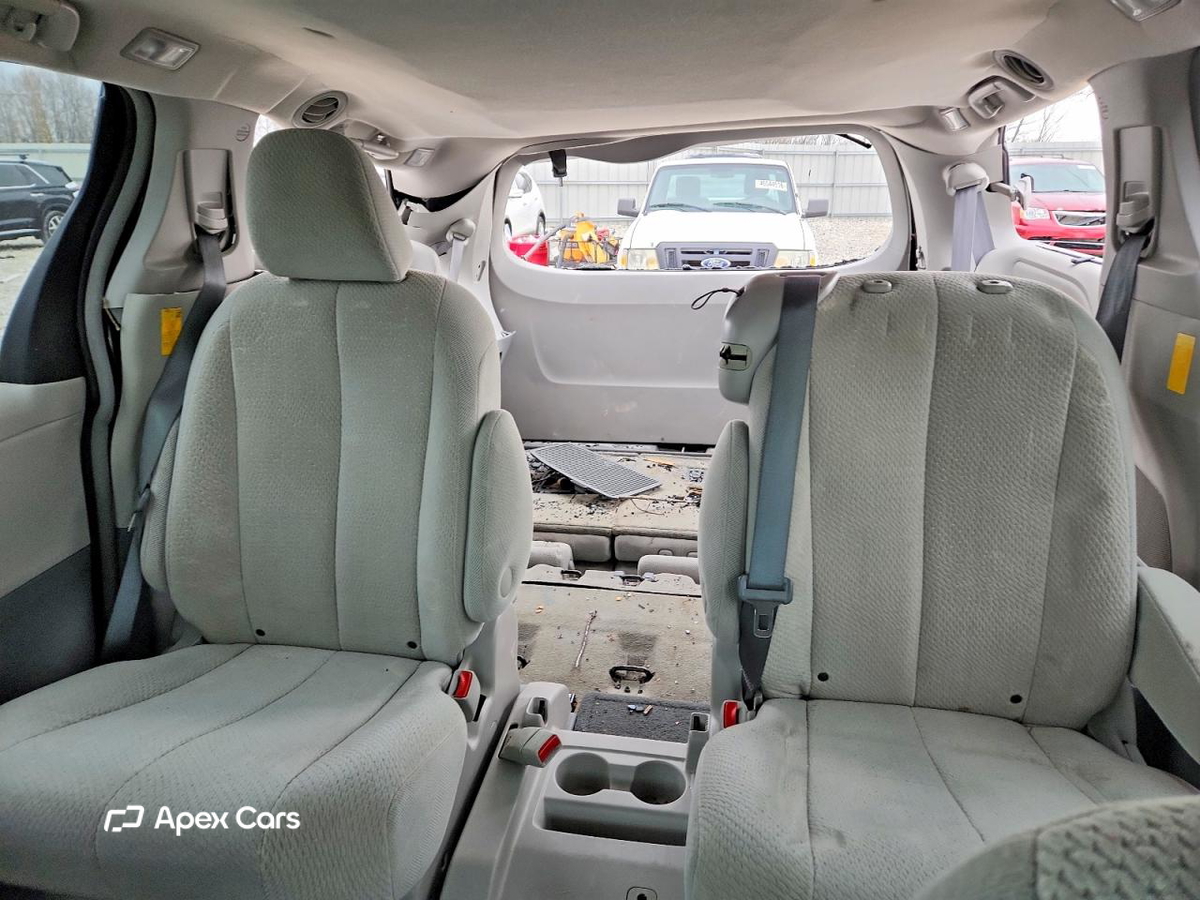 Toyota Sienna 2014
