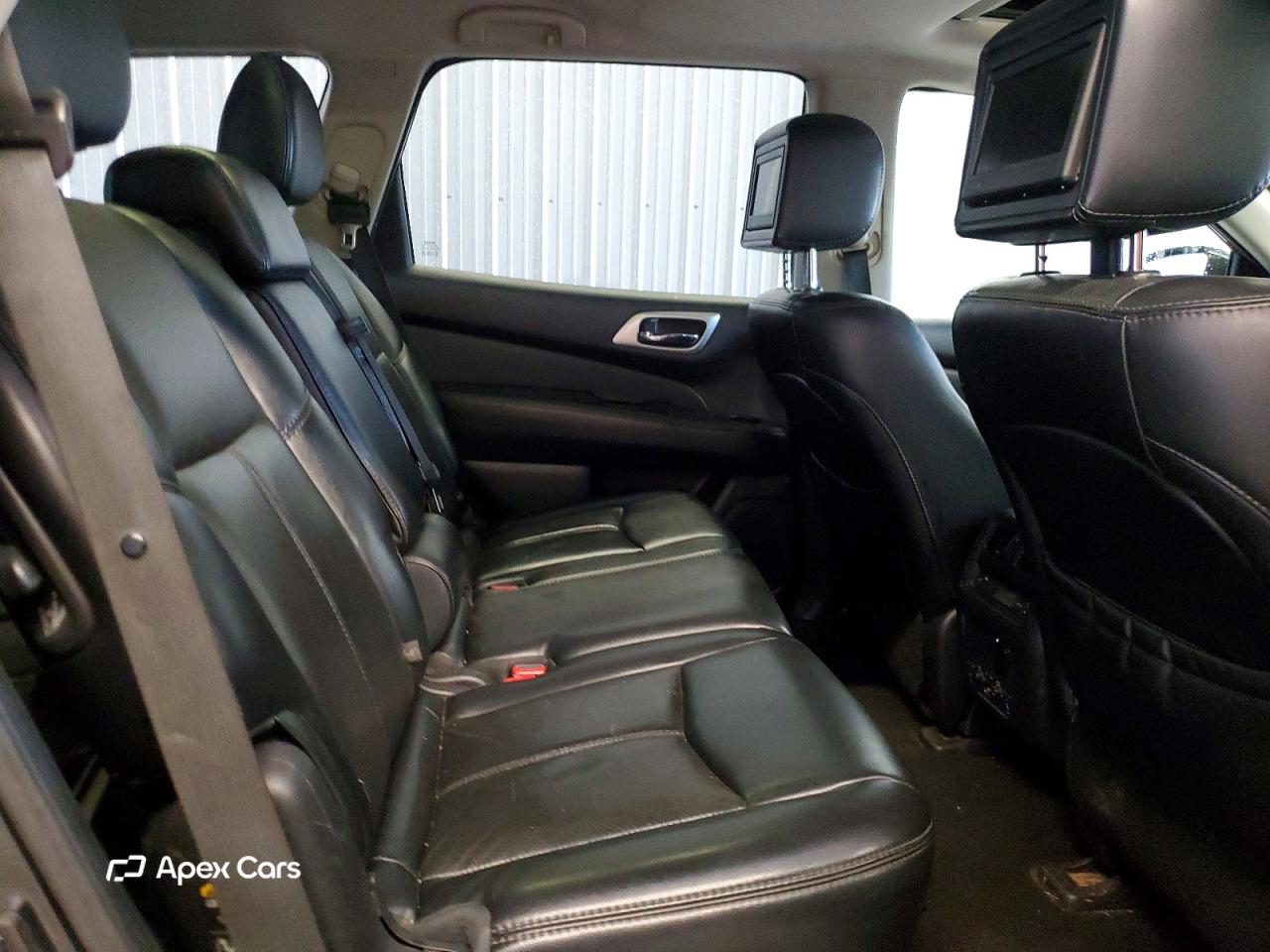 Nissan Pathfinder 2016