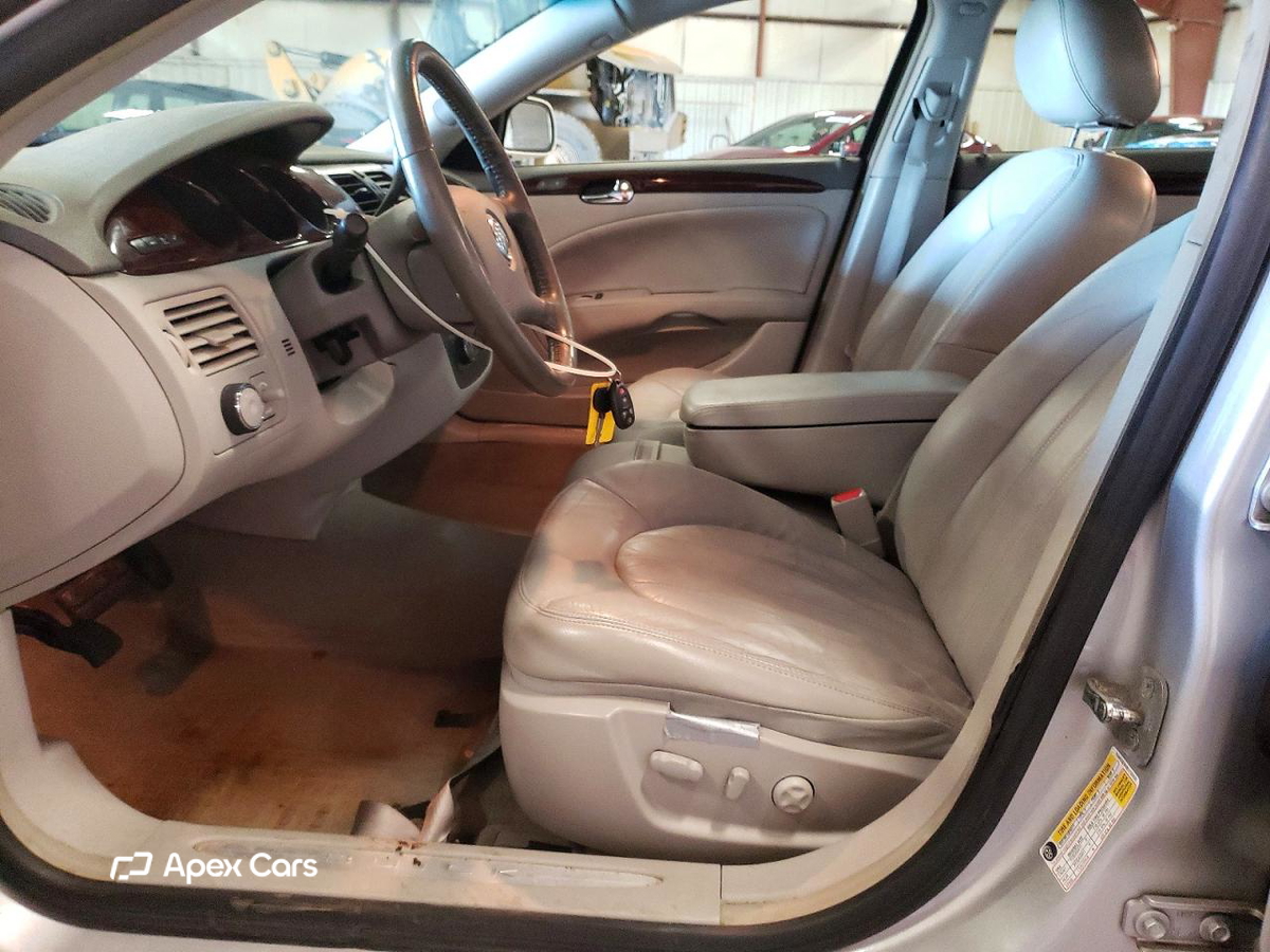 Buick Lucerne 2011