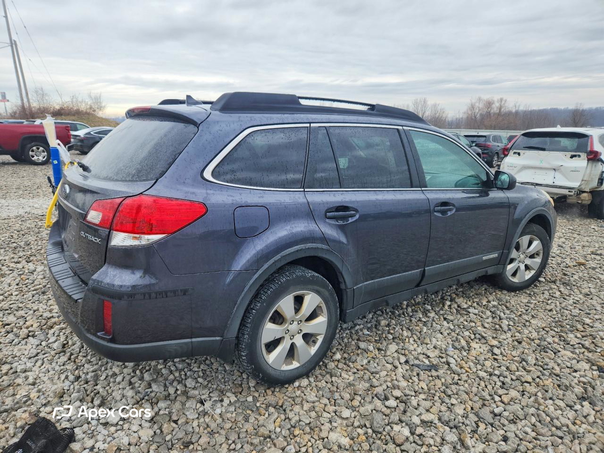 Subaru Outback 2011