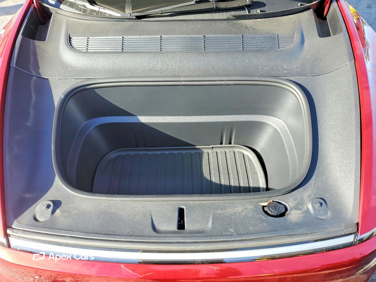 Tesla Model Y 2026