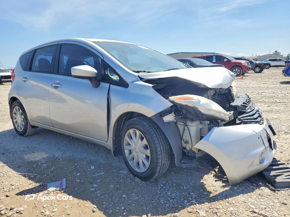 Nissan Versa 2016