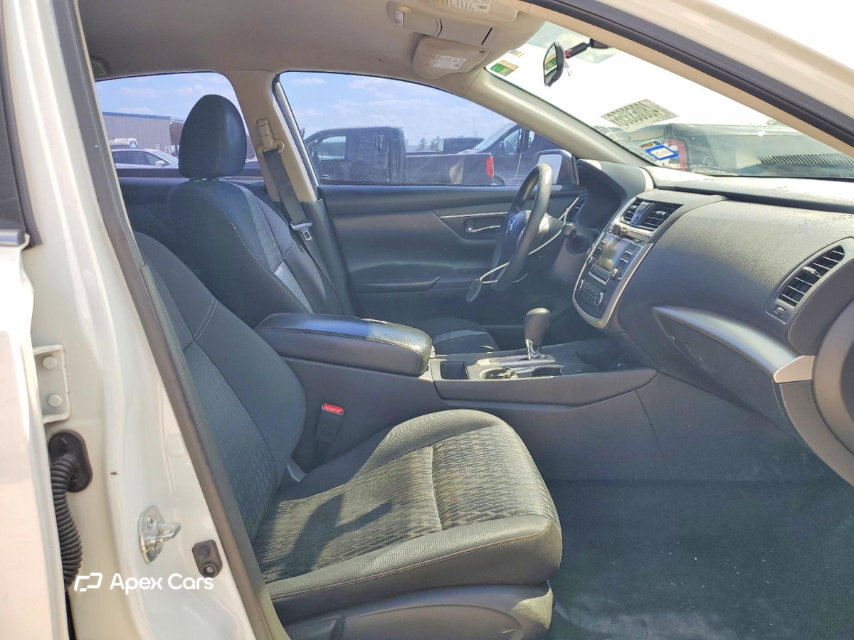 Nissan Altima 2017
