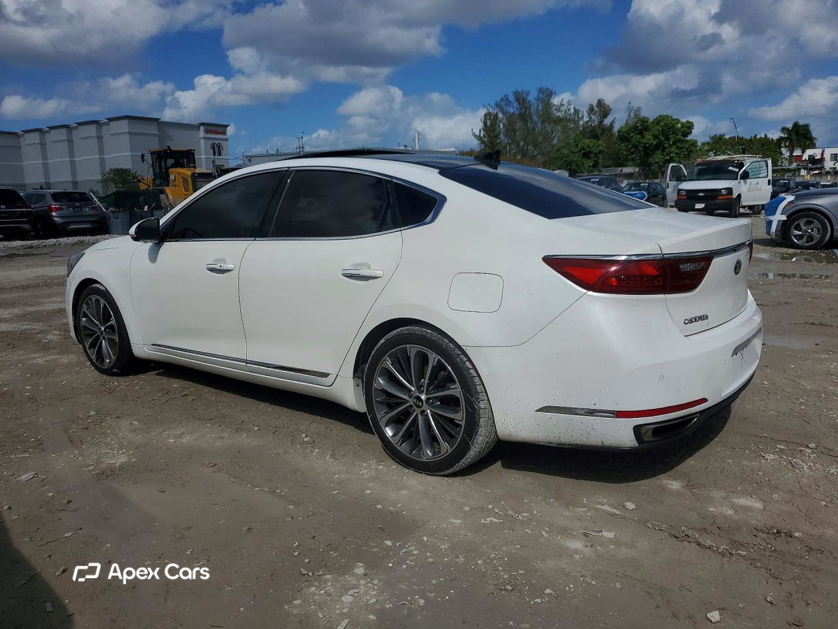Kia Cadenza 2017