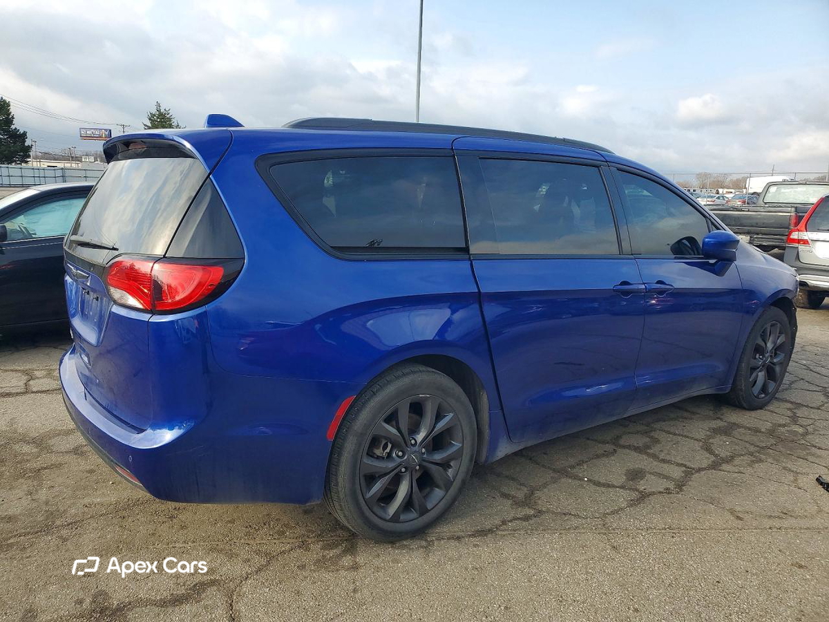 Chrysler Pacifica 2019