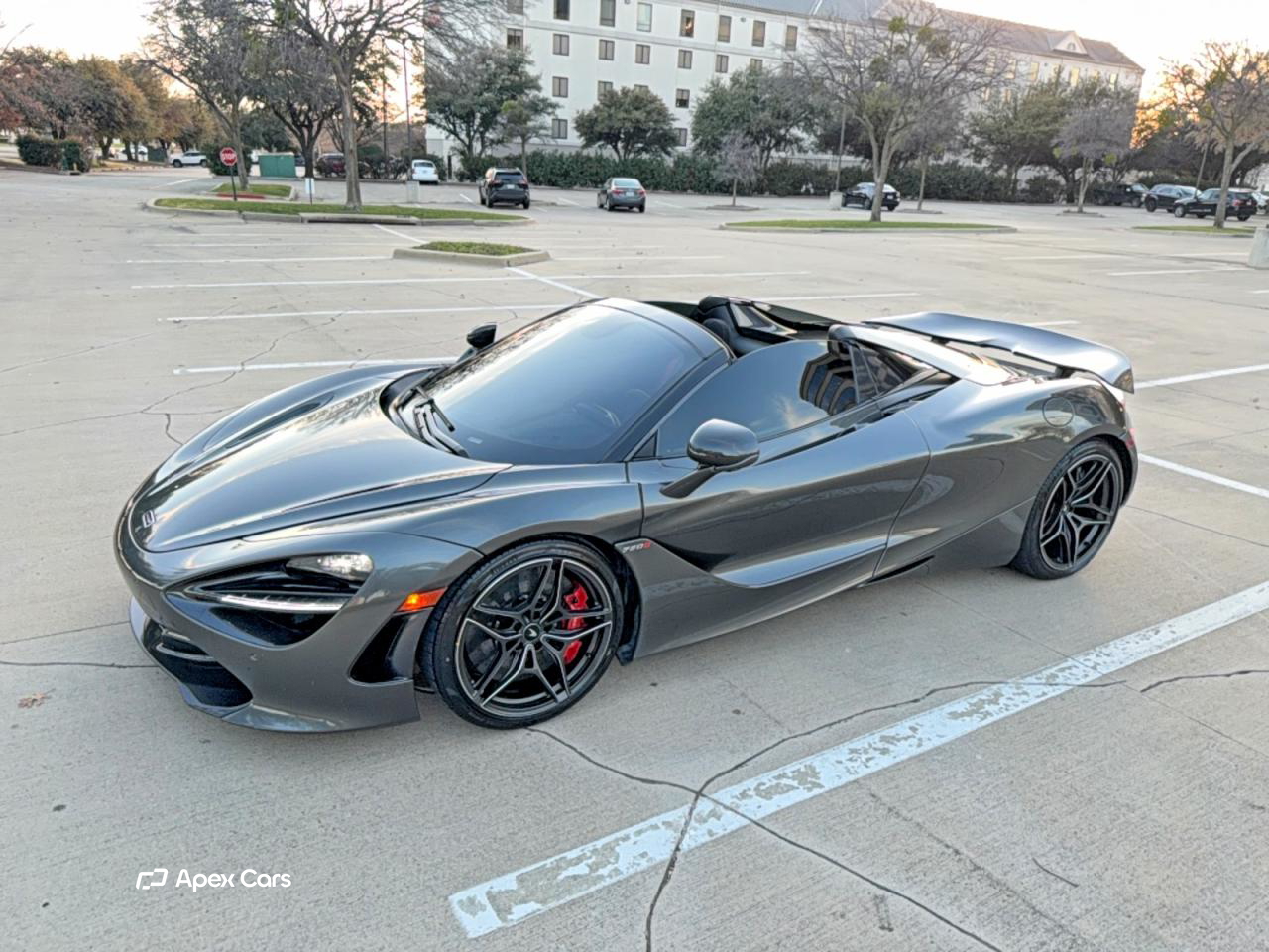 McLaren 720S 2021