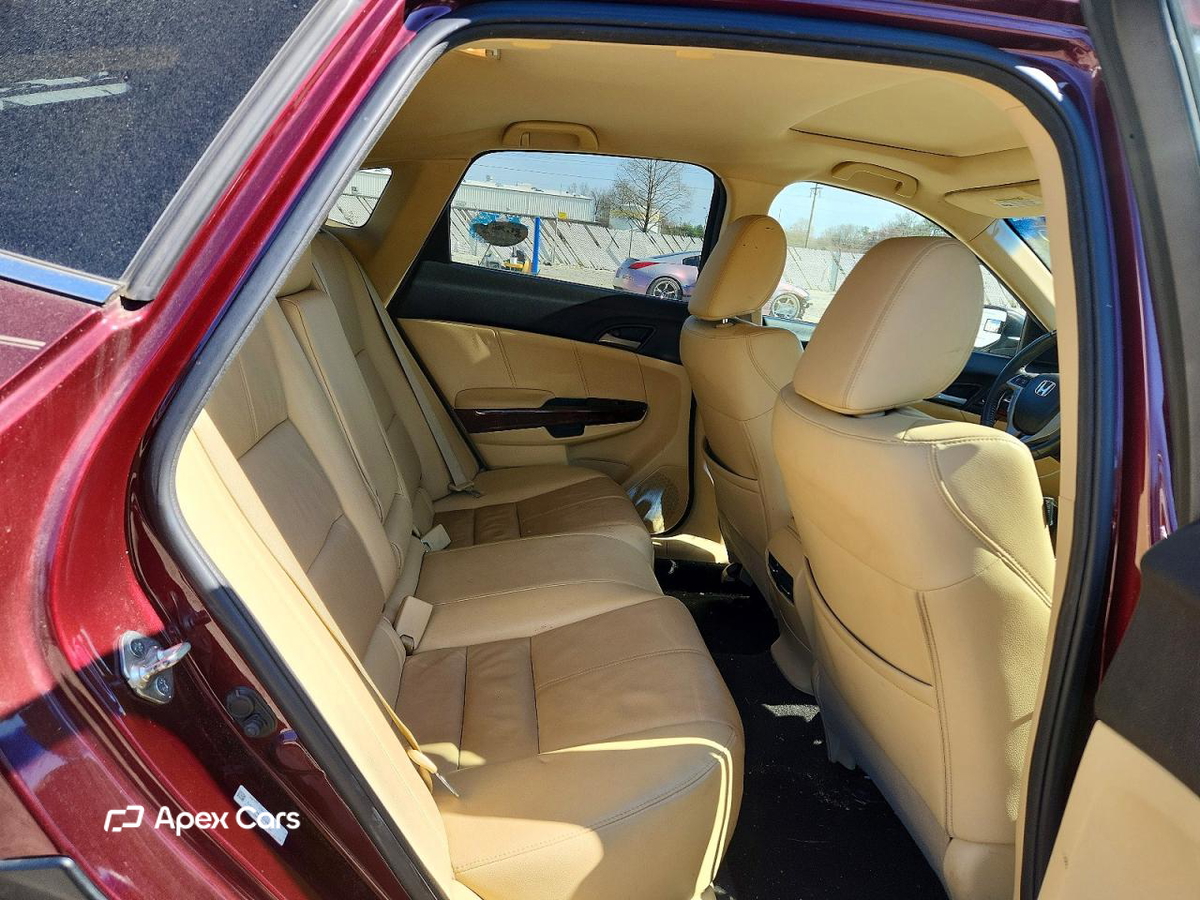Honda Crosstour 2012