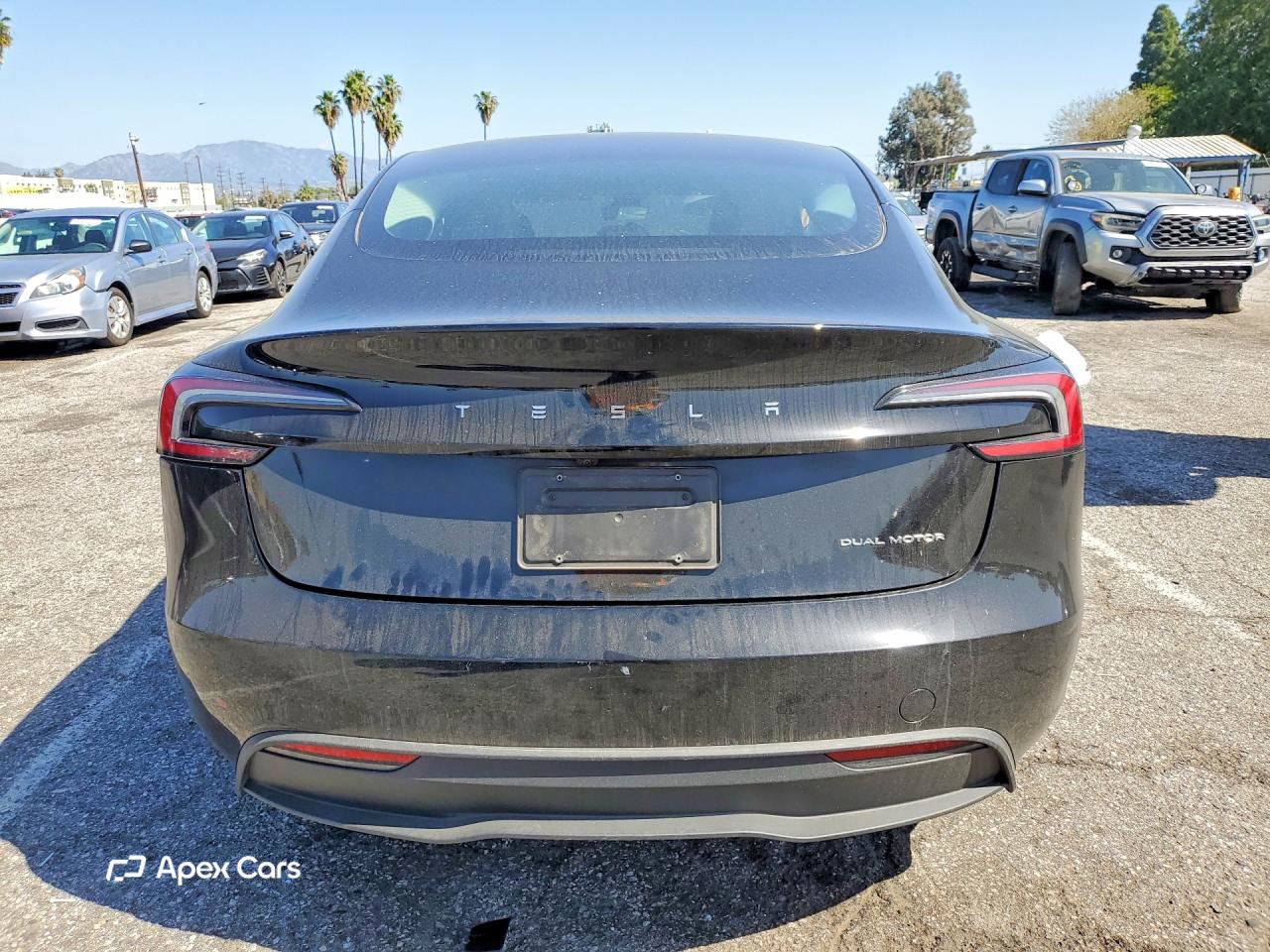 Tesla Model 3 2024