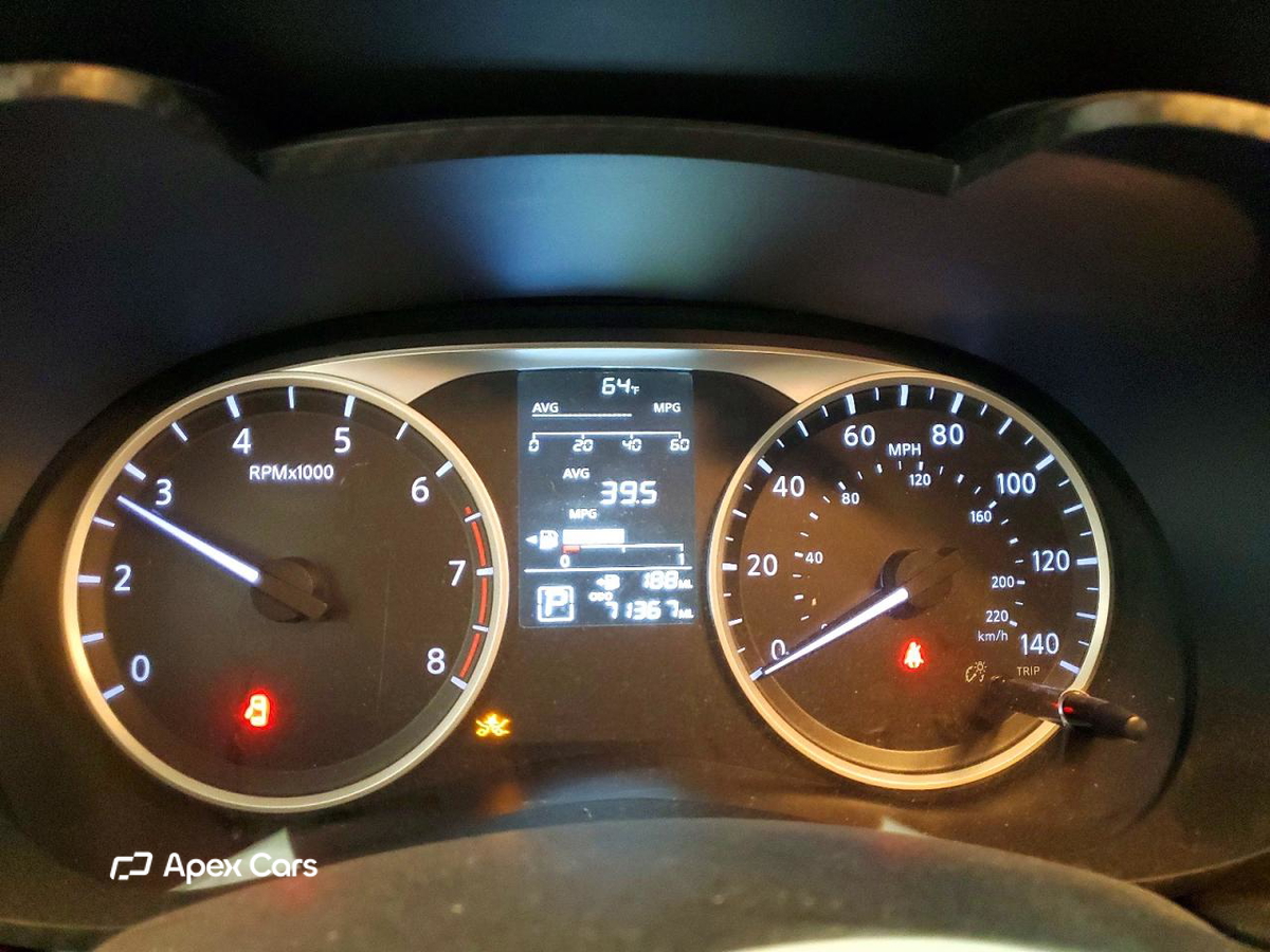 Nissan Versa 2021