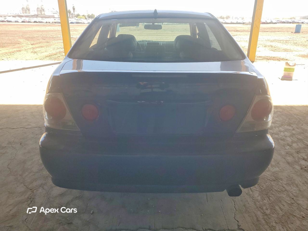 Lexus IS 2002