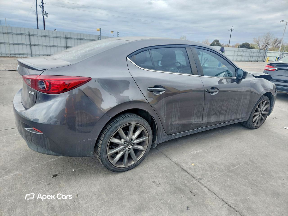Mazda 3 2018