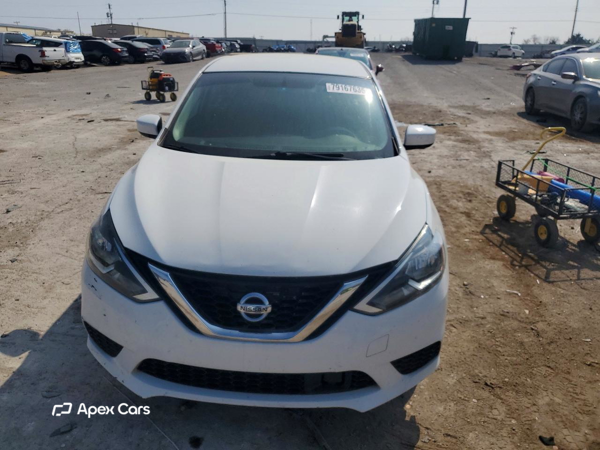 Nissan Sentra 2018