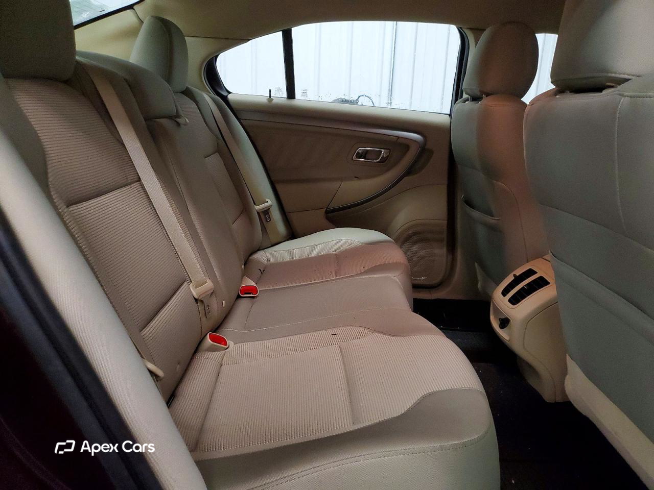 Ford Taurus 2019
