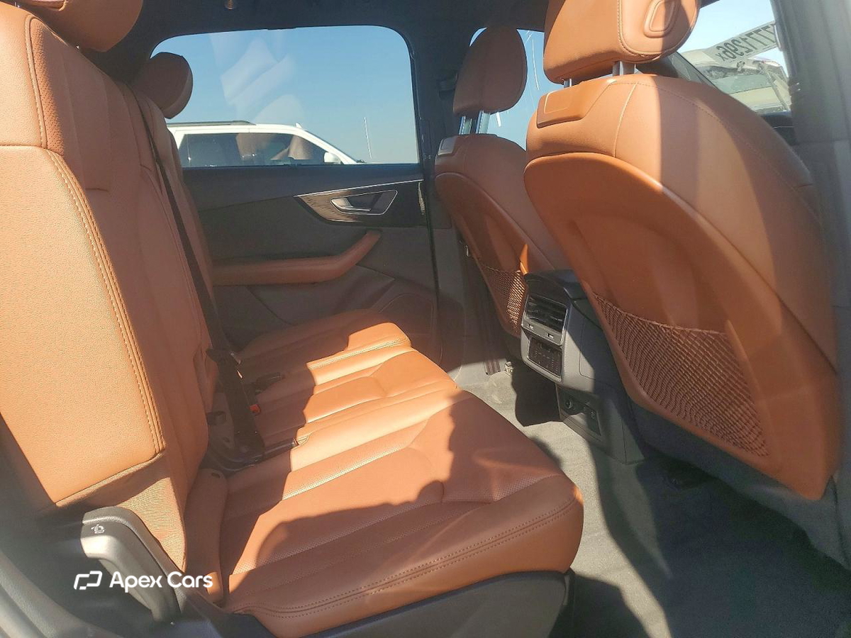 Audi Q7 2021