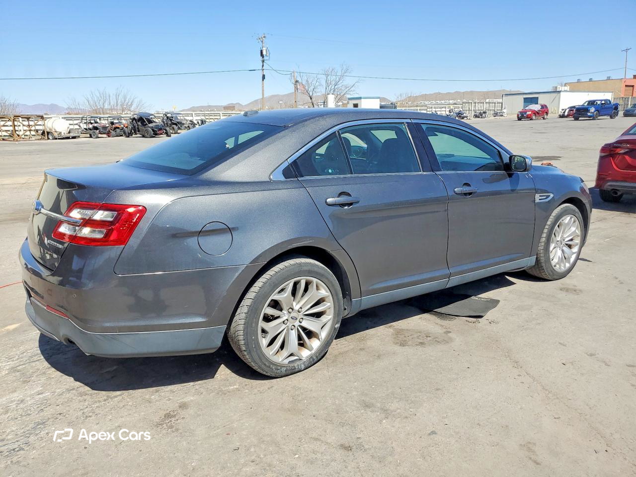 Ford Taurus 2019