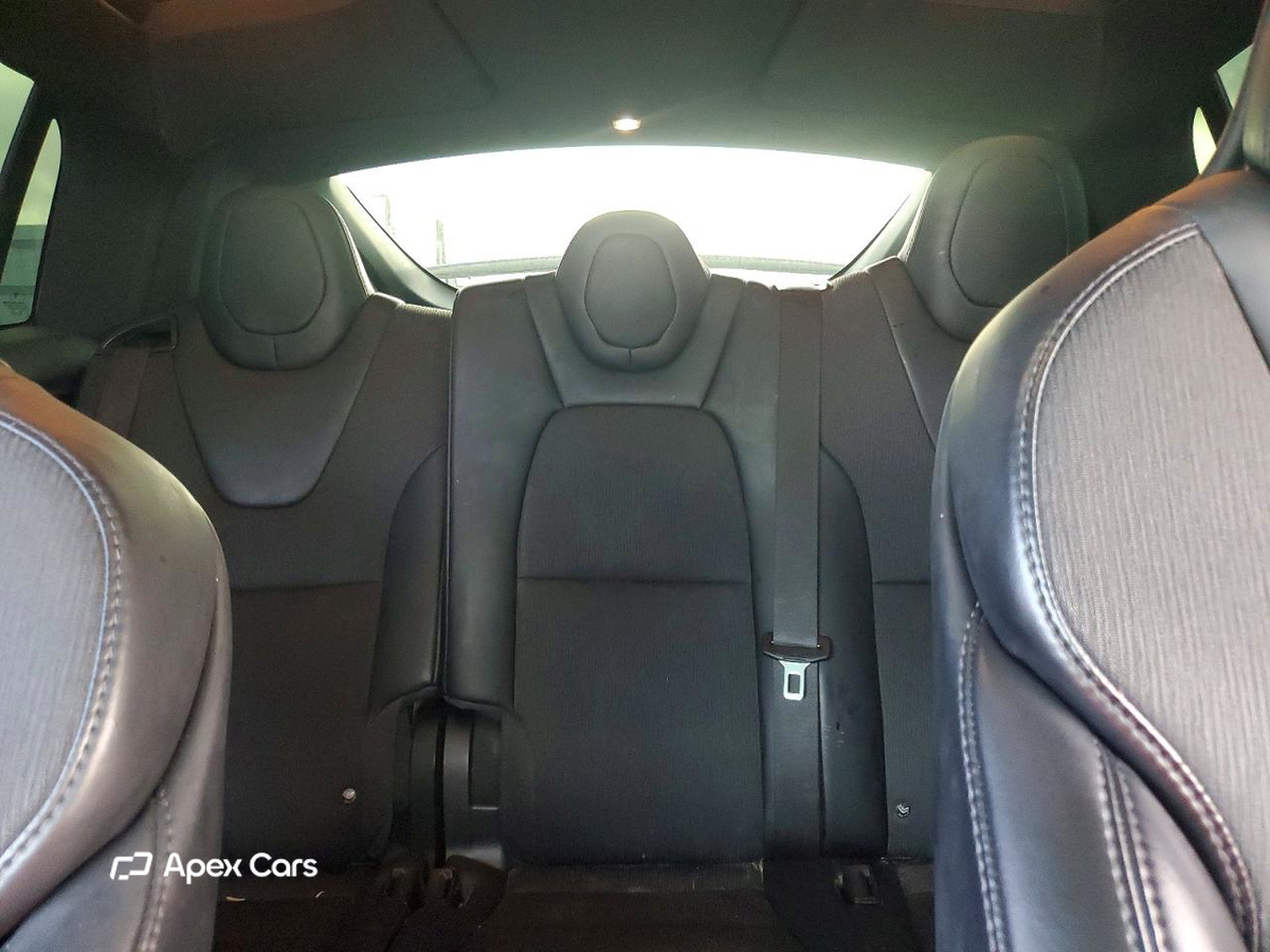 Tesla Model X 2018
