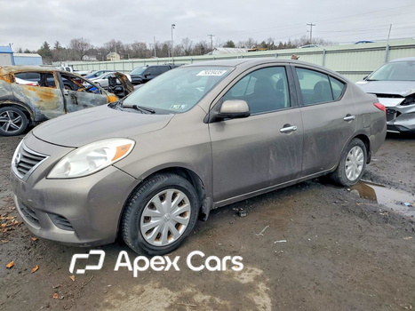 Nissan Versa 2012 - Zdjęcie 1 z 12