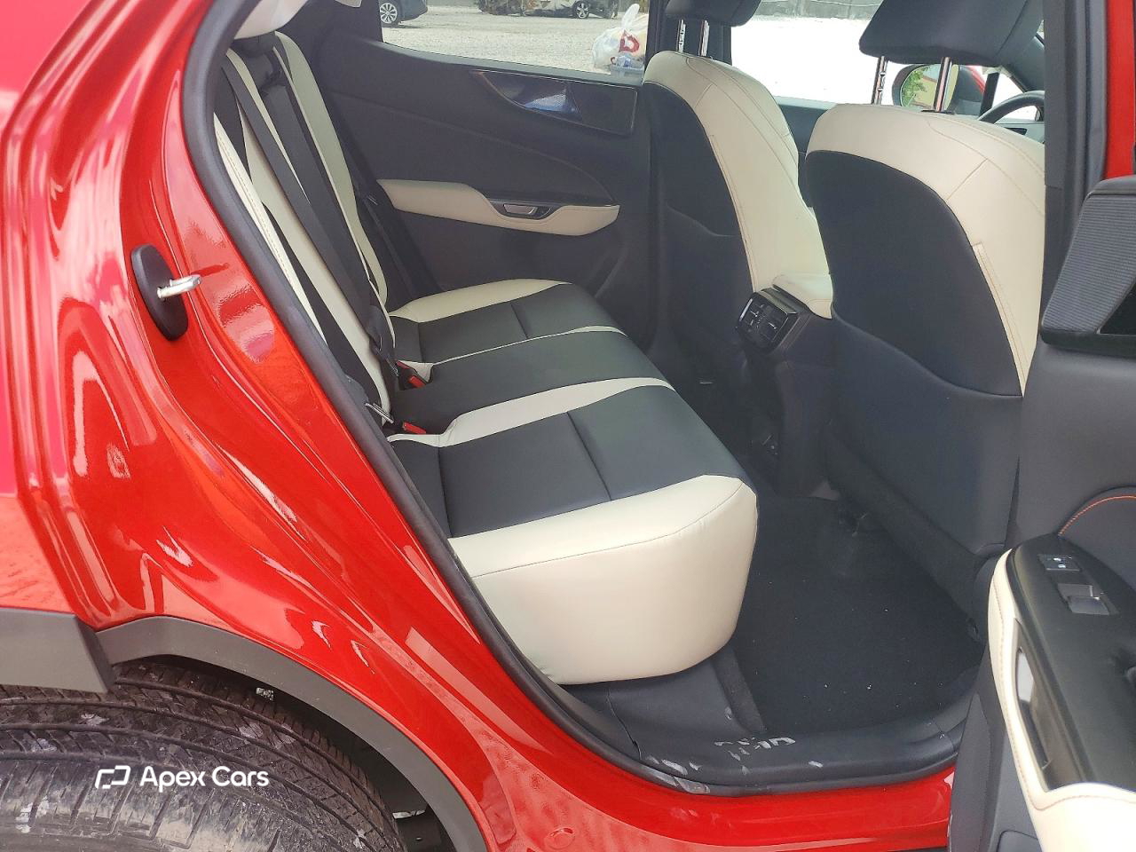 Lexus NX 2023