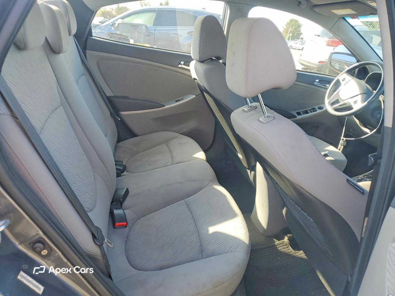 Hyundai Accent 2012