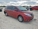 Toyota Sienna 2011