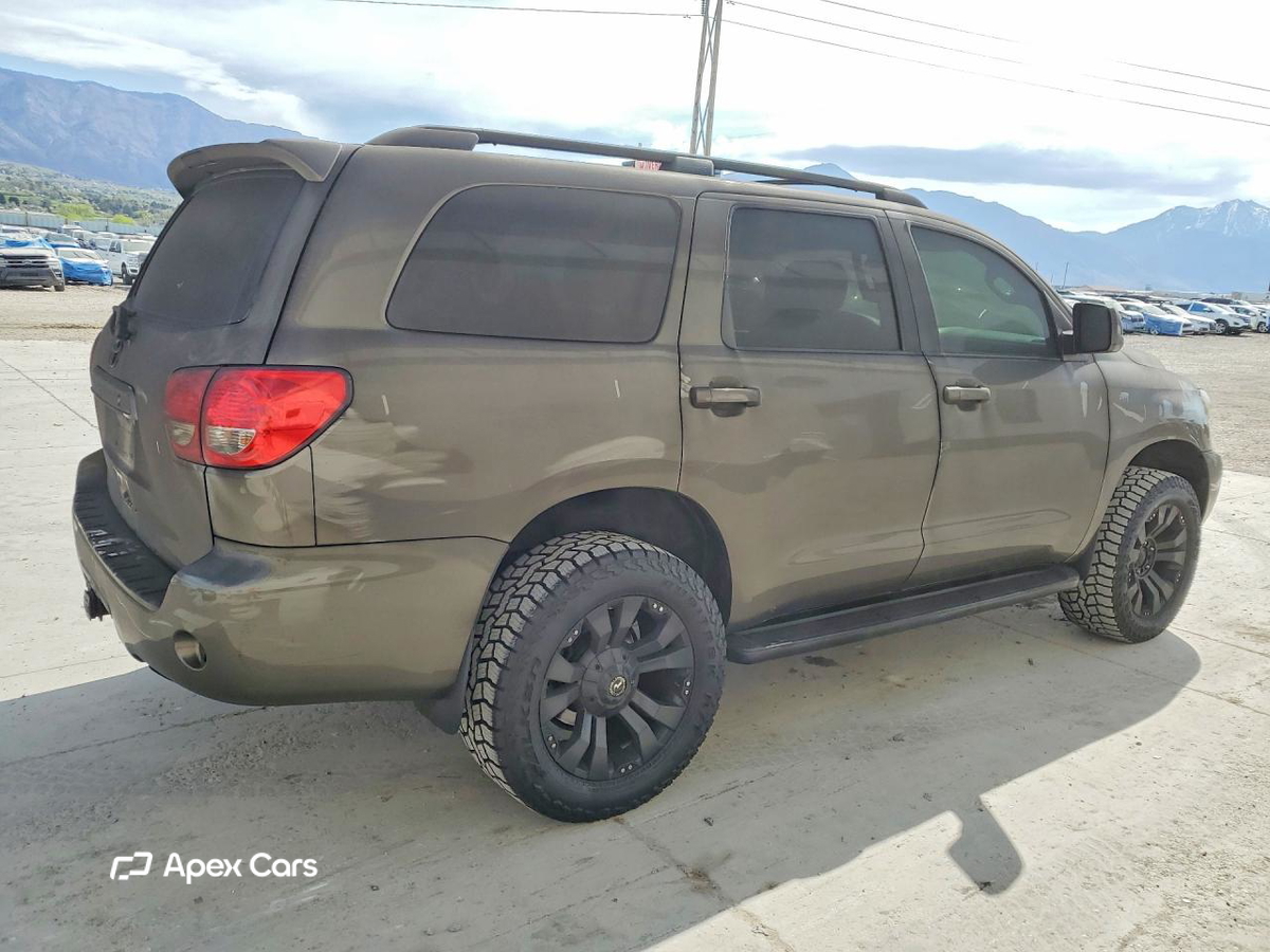 Toyota Sequoia 2013