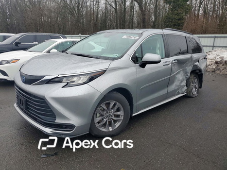 Toyota Sienna 2023 - Zdjęcie 1 z 13