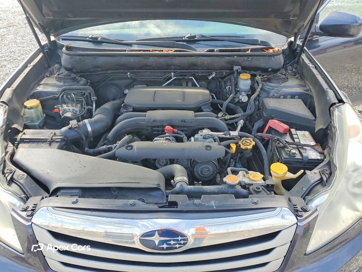 Subaru Outback 2011