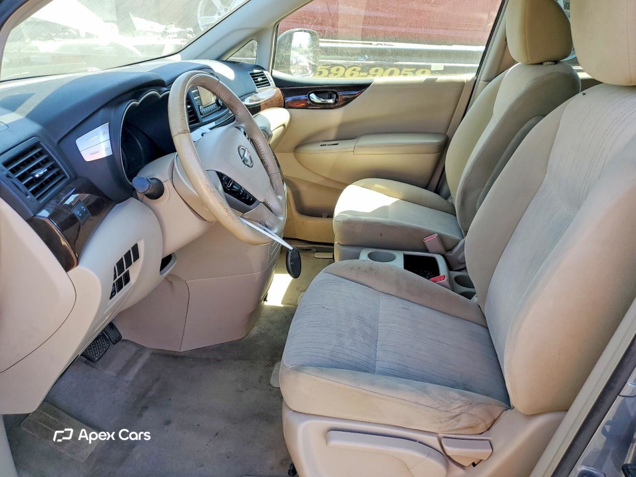 Nissan Quest 2012