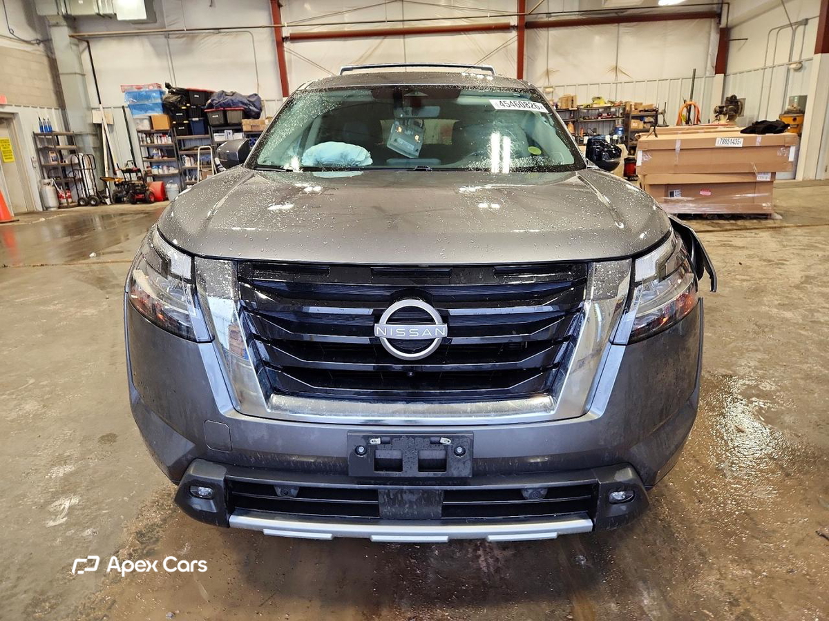 Nissan Pathfinder 2024