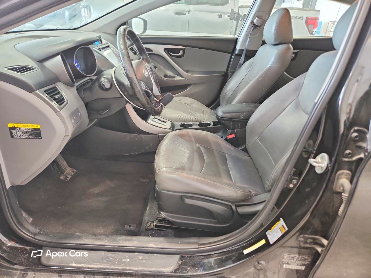 Hyundai Elantra 2012