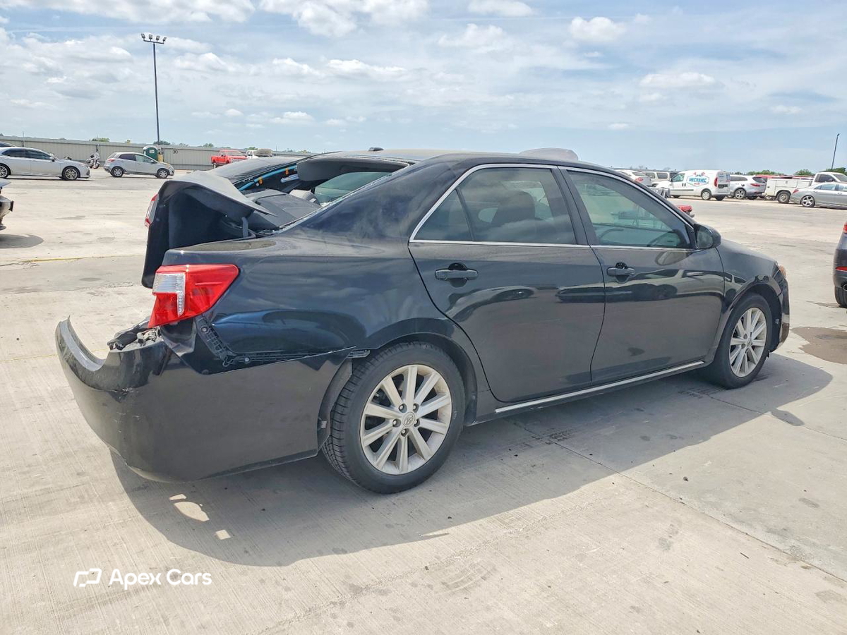 Toyota Camry 2012