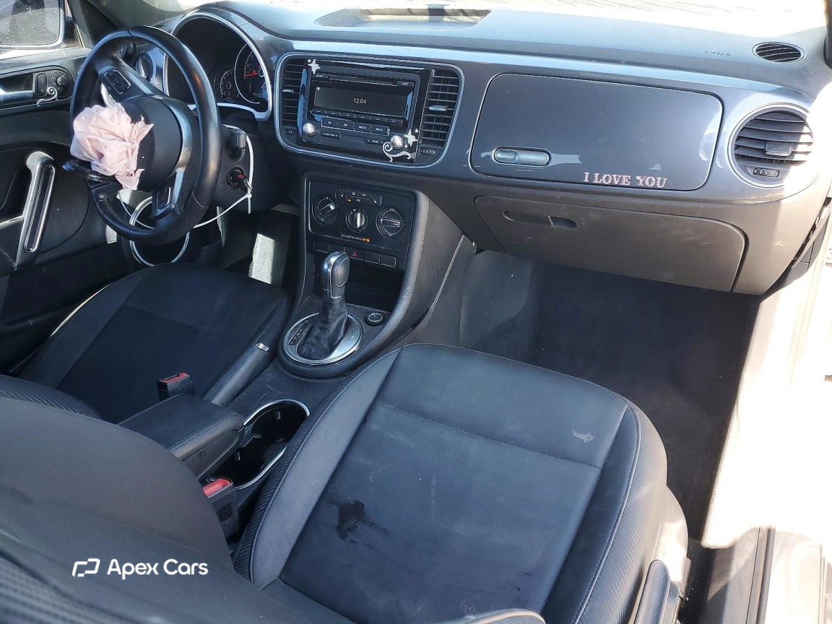 Volkswagen Beetle 2014