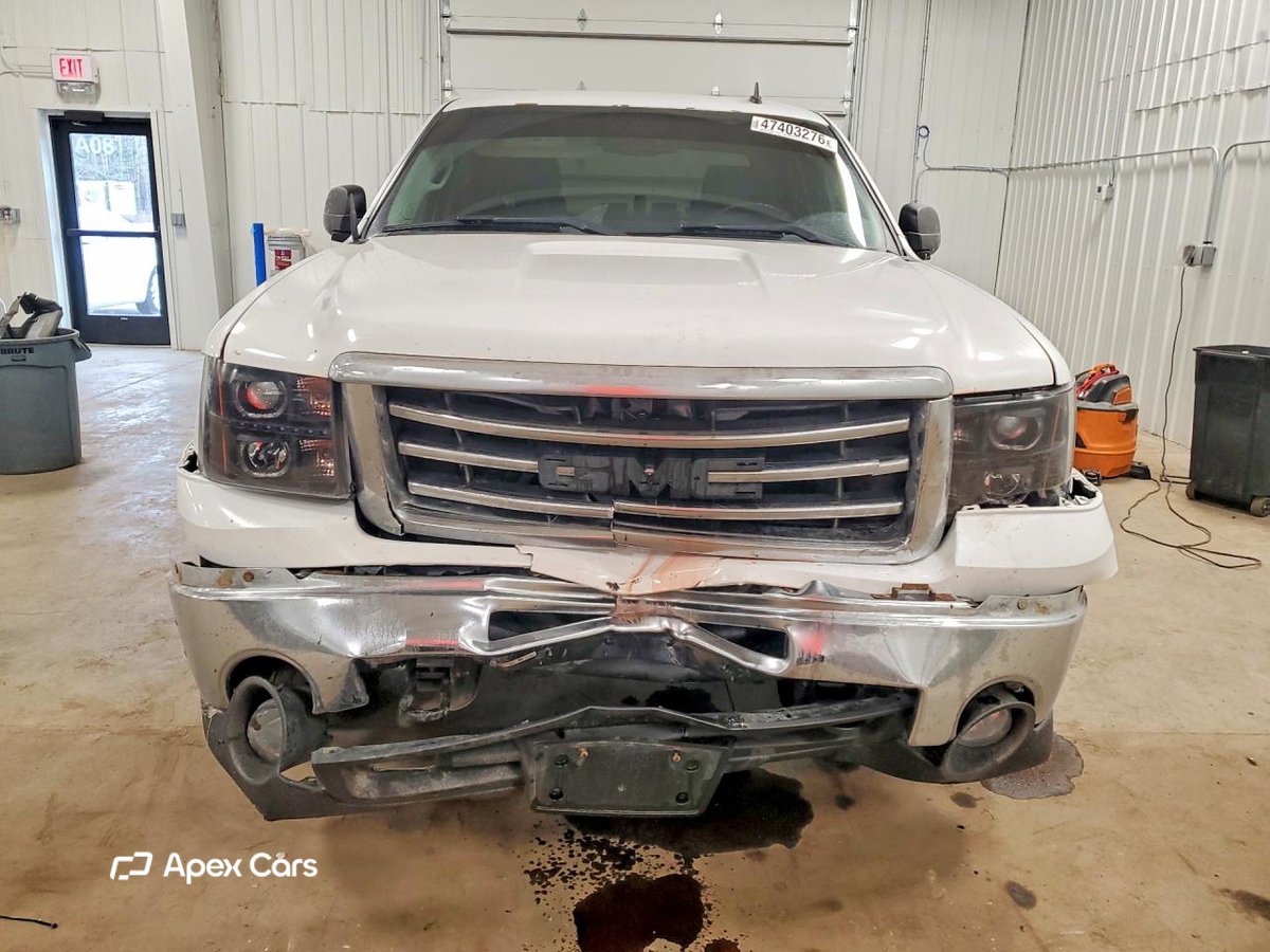 GMC Sierra 2013