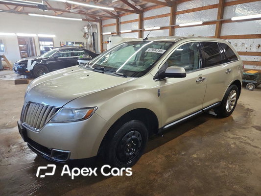 Lincoln MKX 2011 - Image 1 of 5