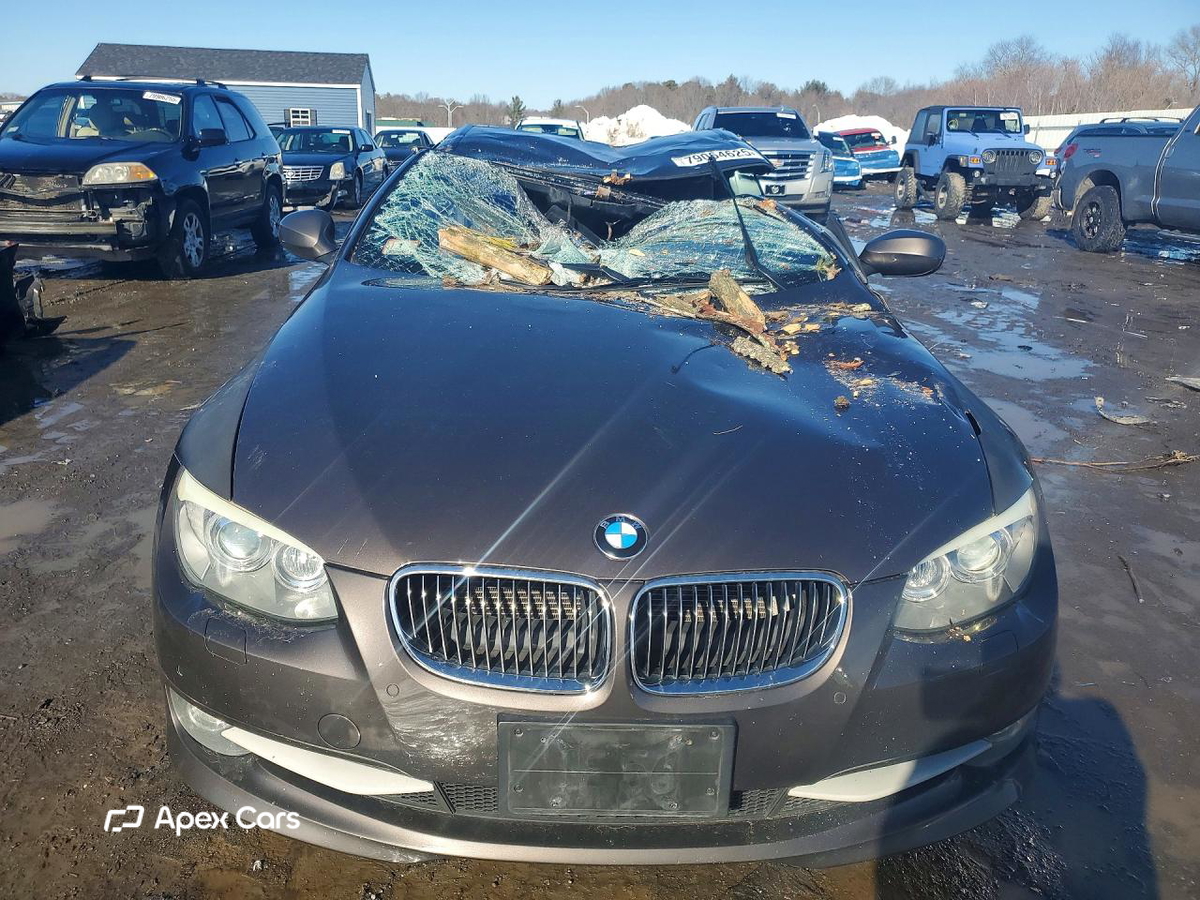 BMW Series 3 2011