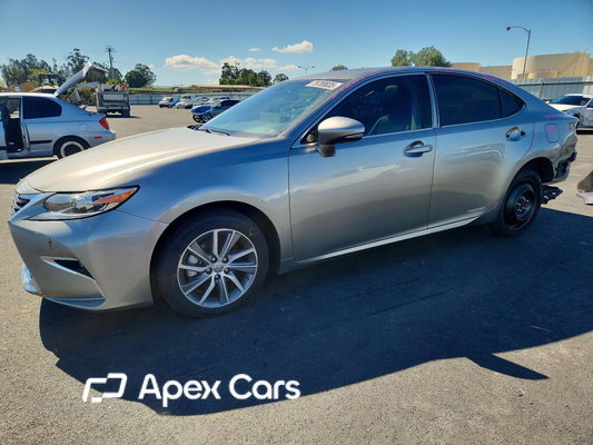 Lexus ES 2016 - Image 1 of 13