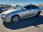Lexus ES 2016
