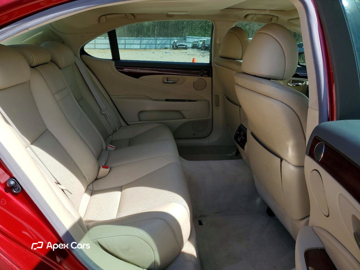 Lexus LS 2010