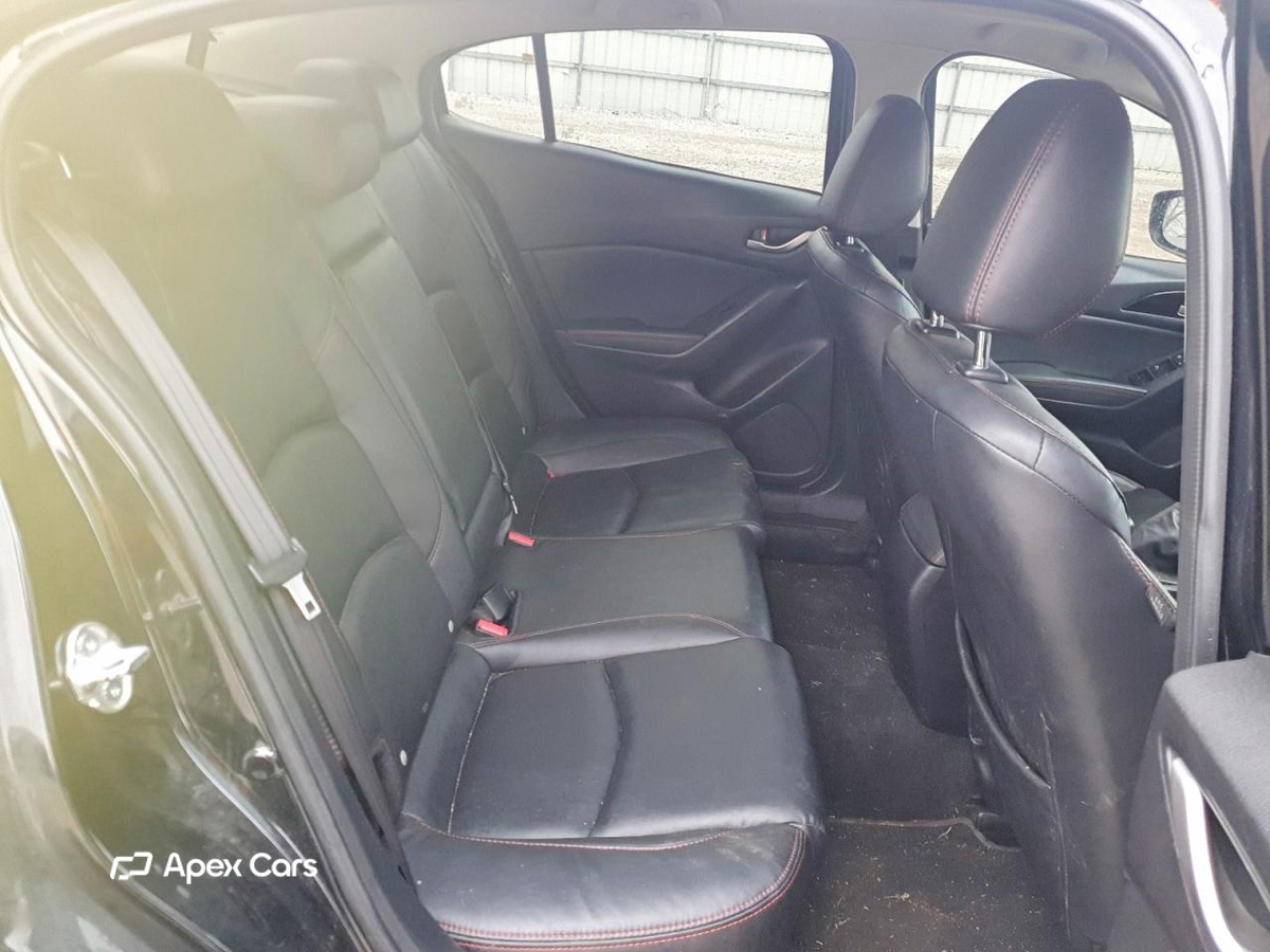 Mazda 3 2016