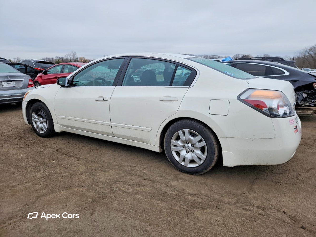 Nissan Altima 2012