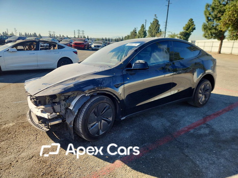 Tesla Model Y 2026 - Zdjęcie 1 z 13