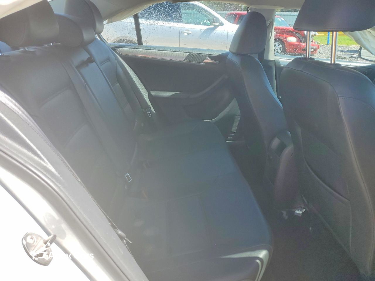 Volkswagen Jetta 2015